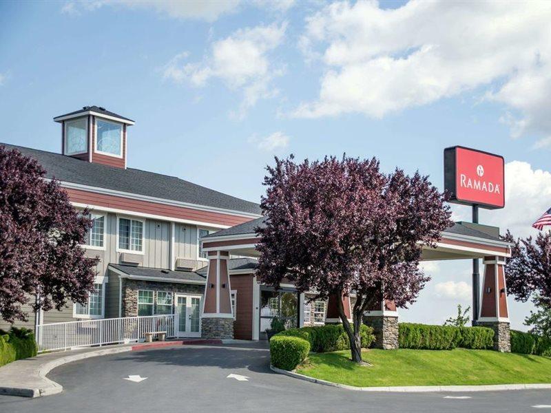 Ramada By Wyndham Moses Lake Exterior foto